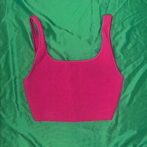 Aritiza Babaton Fuchsia Ribbed Cropped Top size Medium